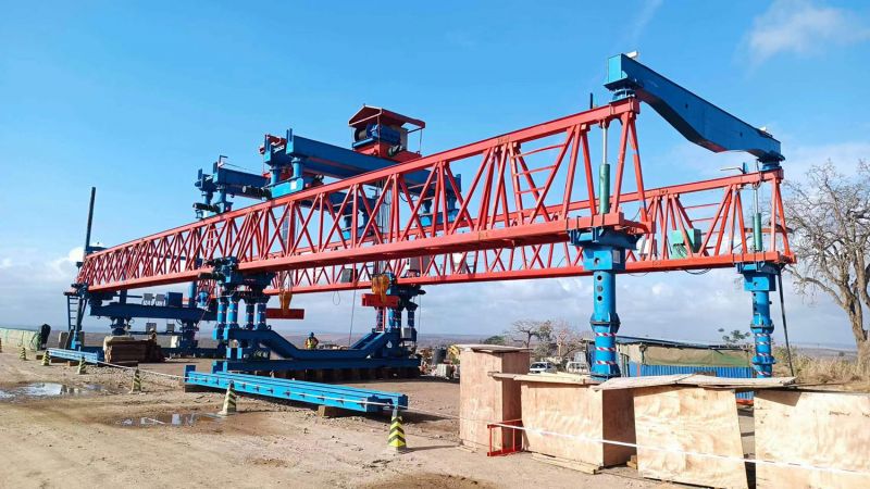 新东方制造的架桥机服务于坦桑尼亚朱丽叶斯、尼雷尔发电站大坝桥梁架设！